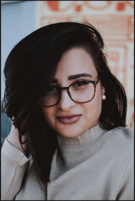 <em>Ana Paula H.</em>